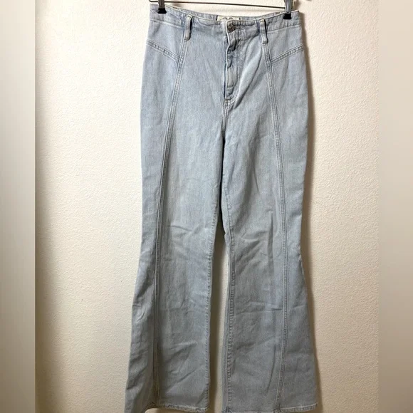 We The Free Florence High waisted Flair Light Wash Jeans 70’s women's Size 29 - Picture 2 of 13